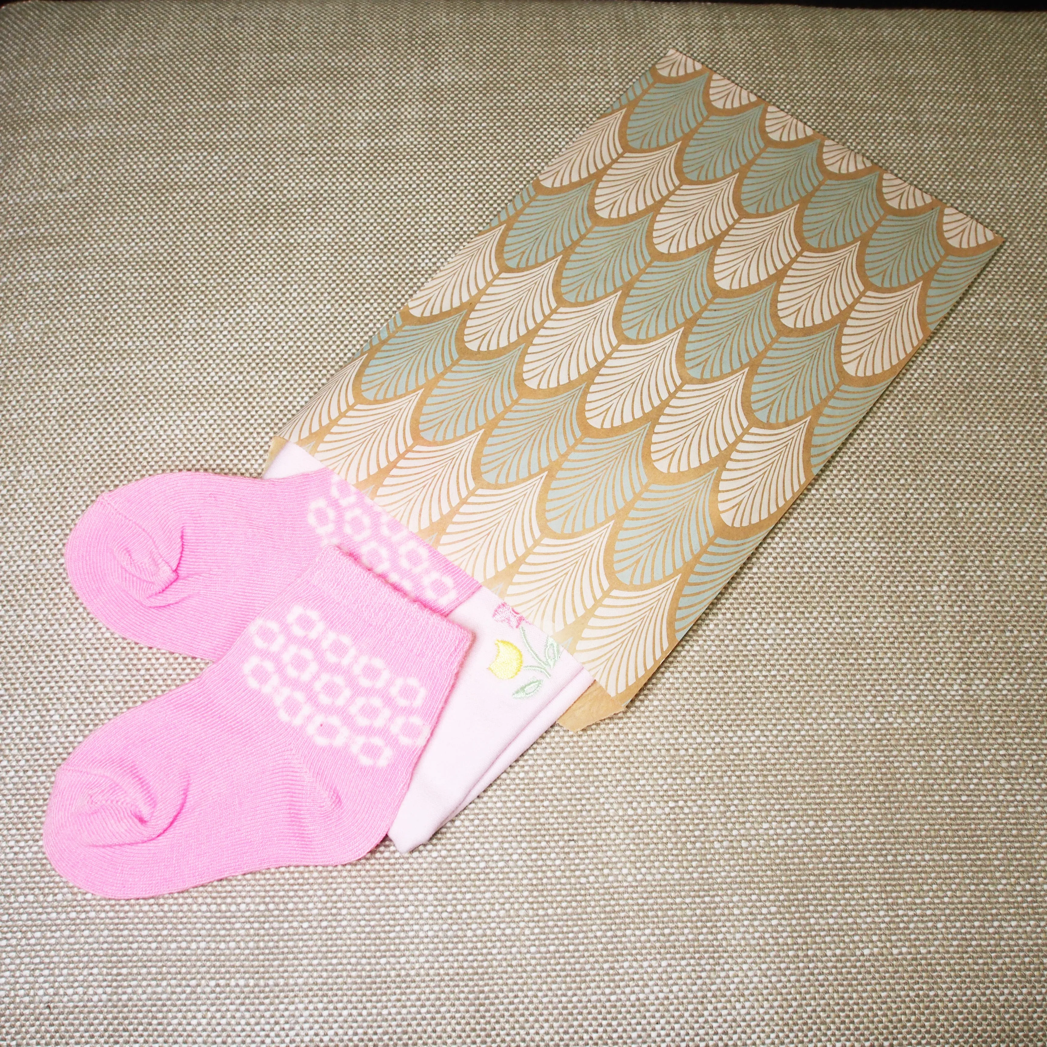 Baby-Blue Leaf Pattern on Natural Kraft Flat Bags - Decorative Flat Paper Gift Bags