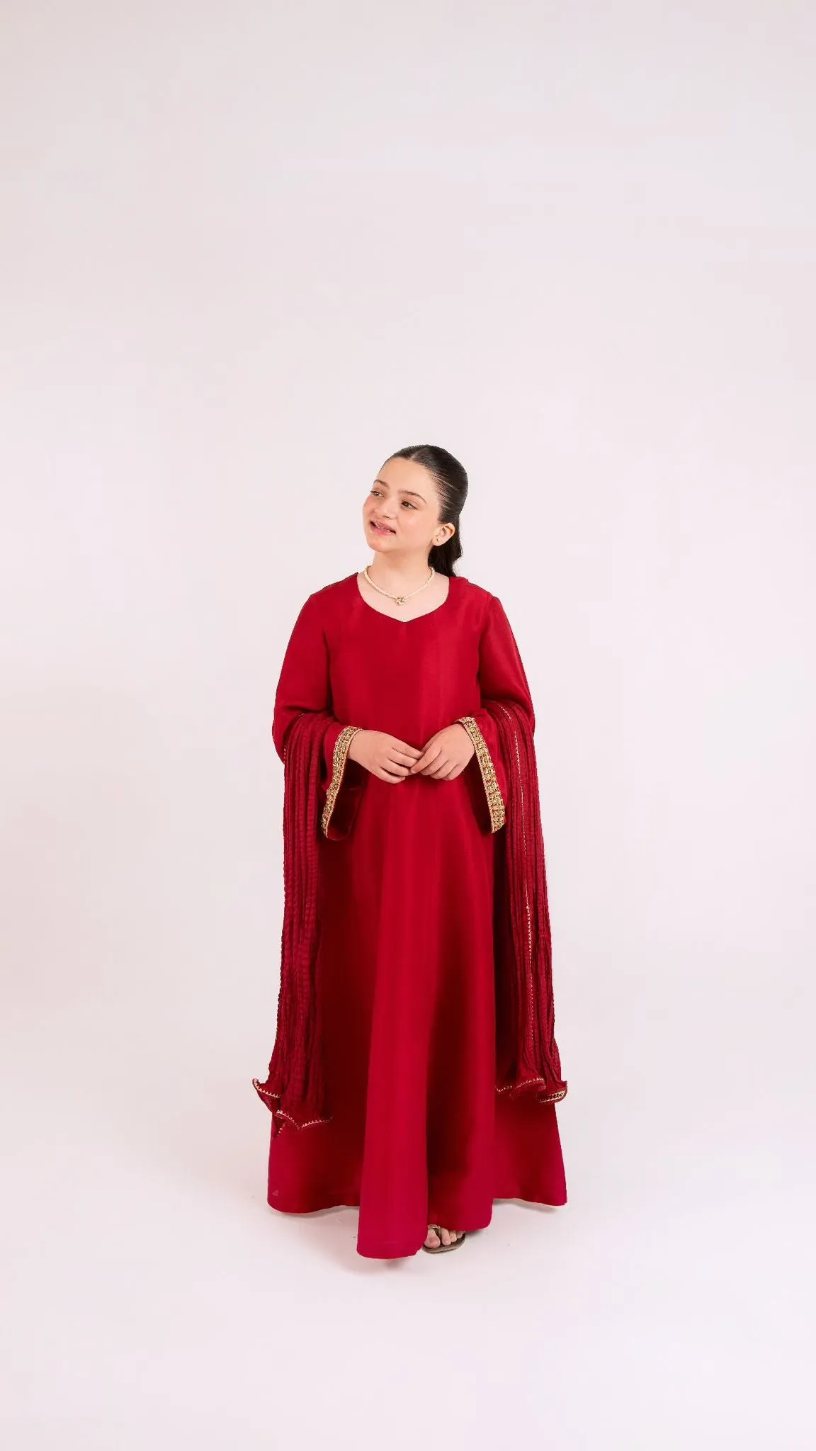 Inaya Maroon - K