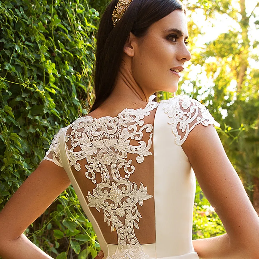 Short Sleeve Bridal Dresses Beading Appliques Illusion Back France Satin Wedding Gowns