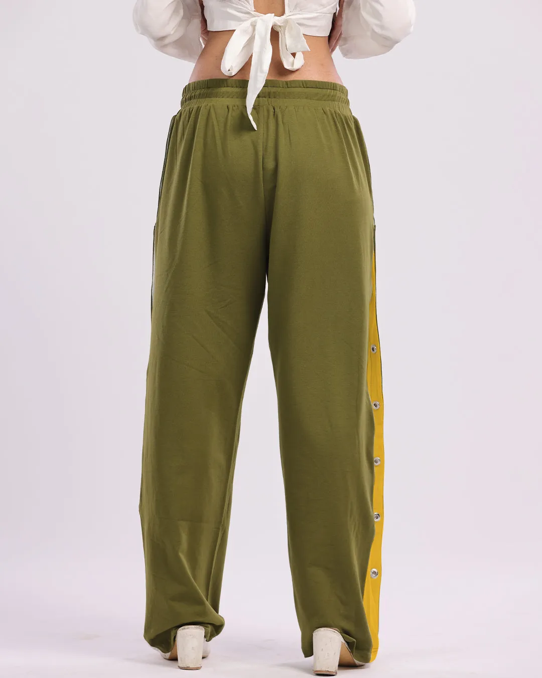 Smiley Women's Olive Snap Button Cotton Trousers