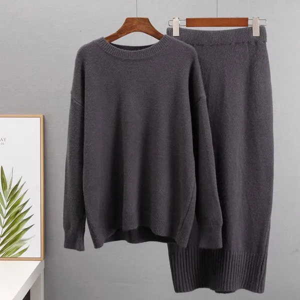 Two piece knit skirt set